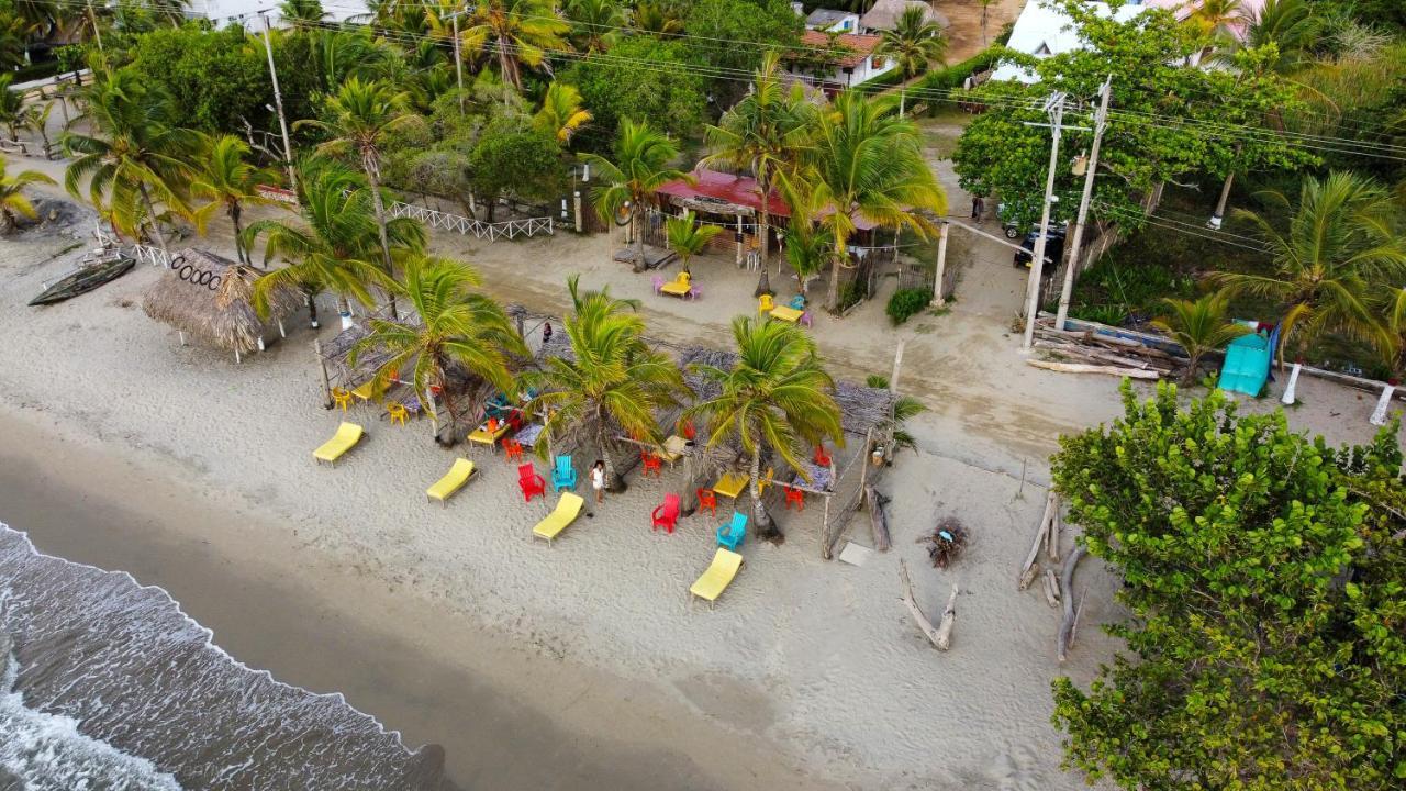 Mar Amar Casa De Playa Hotel Coveñas Екстериор снимка